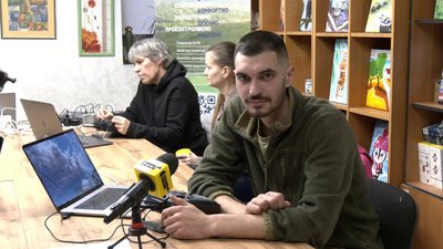 Керувати FPV-дроном на симуляторах вчили рівнян рекрутери 4 центру рекрутингу тероборони Керувати FPV-дроном на симуляторах вчили рівнян рекрутери 4 центру рекрутингу тероборони