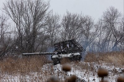 "Нічого собі, така коробка захищає". "Шквал" на Донеччині: тренування колишніх ув’язнених "Нічого собі, така коробка захищає". "Шквал" на Донеччині: тренування колишніх ув’язнених