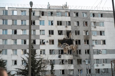 Дрон влучив у будинок в Одесі 15 квітня 2026 року Дрон влучив у будинок в Одесі 15 квітня 2026 року