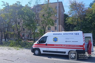 У Немишлянському районі РФ вдарила ракетою по житловому будинку: є загиблі й поранені У Немишлянському районі РФ вдарила ракетою по житловому будинку: є загиблі й поранені