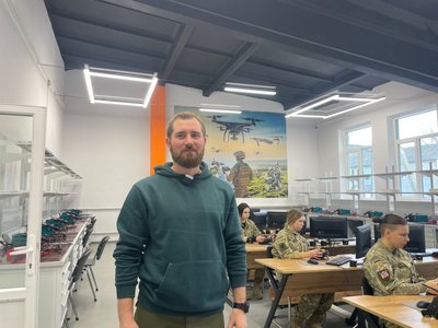 Центр "Оператор дистанційно керованих апаратів", відкрили центр, навчають керувати дронами, Збараж, Тернопільщина, січень 2025