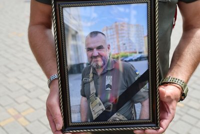 У Луцьку попрощалися з двома загиблими на Харківщині захисниками У Луцьку попрощалися з двома загиблими на Харківщині захисниками