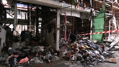 згорілий павільйон на ринку "Барабашово" згорілий павільйон на ринку "Барабашово"