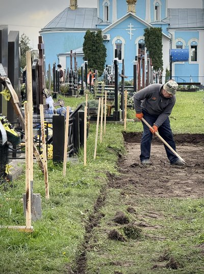 Алею Героїв облаштовують у селі на Рівненщині Алею Героїв облаштовують у селі на Рівненщині