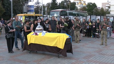3 23-річним добровольцем Іллею Шевчуком попрощались у Рівному