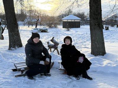 Двометрового дідуха та різдвяну зірку із вишивкою встановили у Музеї Кролевецького ткацтва Двометрового дідуха та різдвяну зірку із вишивкою встановили у Музеї Кролевецького ткацтва