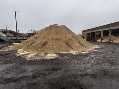 Чому Полтава заплатить понад 11 мільйонів за піщано-соляну суміш на зиму? Чому Полтава заплатить понад 11 мільйонів за піщано-соляну суміш на зиму?