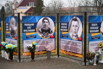 Освятили стелу на честь загиблих військових, Ланівці, Тернопільщина, січень 2025 Освятили стелу на честь загиблих військових, Ланівці, Тернопільщина, січень 2025
