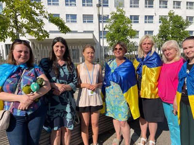 Підрив військами РФ Каховської ГЕС: як відреагували херсонці за кордоном