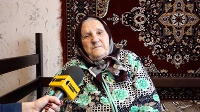 "Довго живу, бо багато працювала" — 99-річна бабуся з Житомирщини "Довго живу, бо багато працювала" — 99-річна бабуся з Житомирщини