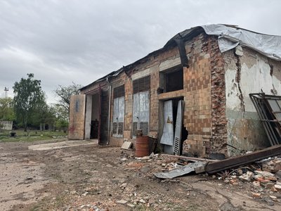 Армійці РФ обстріляли Білопільську громаду: пошкоджено будинки, було загоряння елеватора