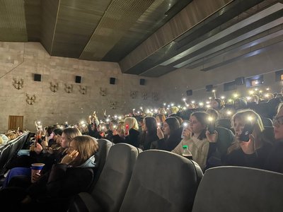 У Черкасах показали фільм-виставу про репресії та Павла Тичину У Черкасах показали фільм-виставу про репресії та Павла Тичину