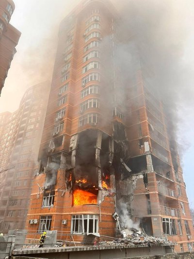 В Одесі пролунали вибухи: поранено 15 людей, дві людини загинуло В Одесі пролунали вибухи: поранено 15 людей, дві людини загинуло