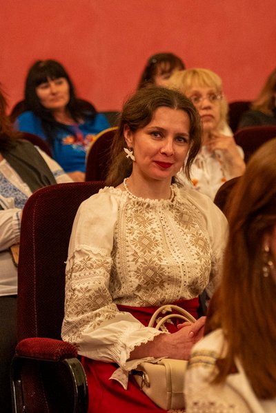 У Житомирі показали фільм "День вишиванки. Шлях до себе" У Житомирі показали фільм "День вишиванки. Шлях до себе"
