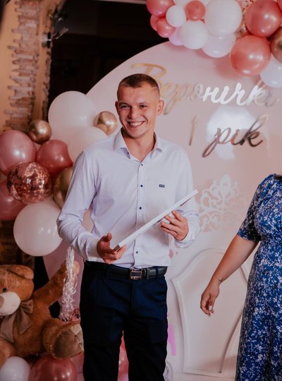 Біг під обстрілами, аби привітати доньку зі святом: історія загиблого 26-річного черкащанина Біг під обстрілами, аби привітати доньку зі святом: історія загиблого 26-річного черкащанина