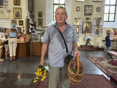 Полтавці відзначили Яблучний Спас: що несли до храму та яких традицій дотримуються Полтавці відзначили Яблучний Спас: що несли до храму та яких традицій дотримуються
