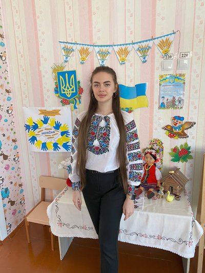 Юлія Черкас працює у дошкільному закладі у Сахновщині Юлія Черкас працює у дошкільному закладі у Сахновщині