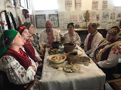 Традиції, звичаї та повір'я святкування Різдва: у Короченках на Чуднівщині відтворили Святвечір Традиції, звичаї та повір'я святкування Різдва: у Короченках на Чуднівщині відтворили Святвечір