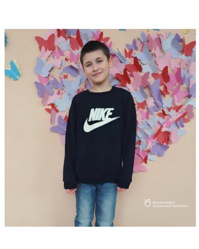У Дніпрі дівчина та її троє братів шукають родину У Дніпрі дівчина та її троє братів шукають родину