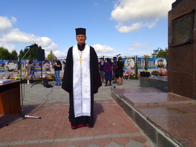 похорон андрія михальчука, ланівці, тернопільщина, отець іван