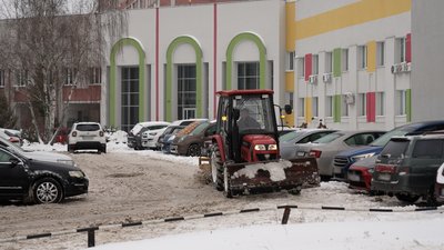 У Чернігові зросла кількість звернень до травмпункту через погіршення погодних умов У Чернігові зросла кількість звернень до травмпункту через погіршення погодних умов