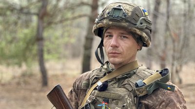 Підрозділ колишніх ув'язнених "Алькатрас" 93 ОМБр тренування навчання військовослужбовець спецбатальйону "Алькатрас" Олександр Донецька область