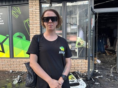У Кам’янському на бульварі Будівельників сталася пожежа: вогонь знищив торговельні павільйони У Кам’янському на бульварі Будівельників сталася пожежа: вогонь знищив торговельні павільйони