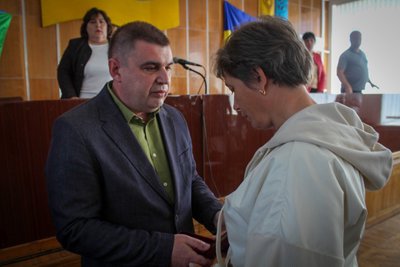 Черкаських полеглих захисників Зеленський відзначив нагородами Черкаських полеглих захисників Зеленський відзначив нагородами