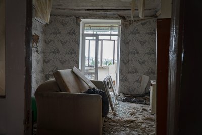 "Квартира перетворилася в руїни": у Дніпрі мешканці пошкодженого будинку чекають на ремонтні роботи "Квартира перетворилася в руїни": у Дніпрі мешканці пошкодженого будинку чекають на ремонтні роботи