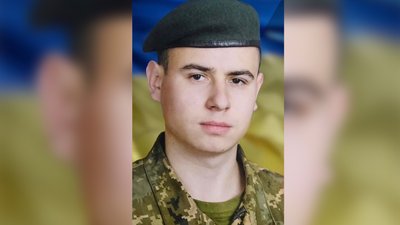 Військові з Буковини, які полягли у боях від початку повномасштабної війни. Згадуємо їх Військові з Буковини, які полягли у боях від початку повномасштабної війни. Згадуємо їх