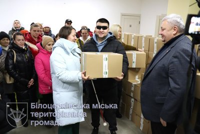 Німецькі доброчинці передали подарунки понад 2 тисячам сімей Білої Церкви Німецькі доброчинці передали подарунки понад 2 тисячам сімей Білої Церкви
