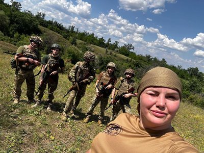 "Страшніше жити в неволі, аніж померти, захищаючи Україну": про черкащанок у лавах Сил оборони "Страшніше жити в неволі, аніж померти, захищаючи Україну": про черкащанок у лавах Сил оборони
