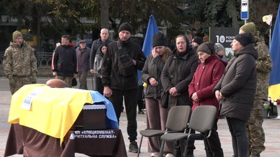 Попрощалися з військовим Олександром Цимбалом у Рівному