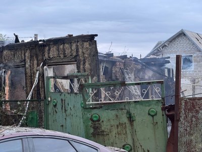 РФ атакувала Дніпро: з-під завалів дістали тіло загиблої людини