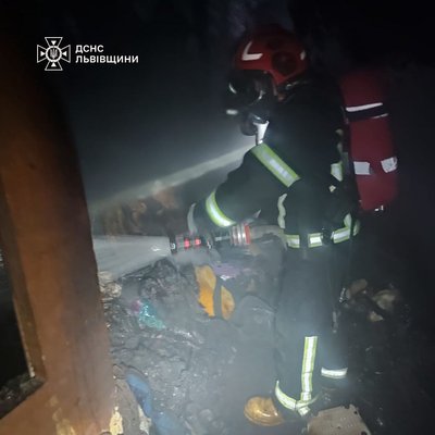 Біля Львова внаслідок пожежі в житловому будинку загинула пенсіонерка Біля Львова внаслідок пожежі в житловому будинку загинула пенсіонерка