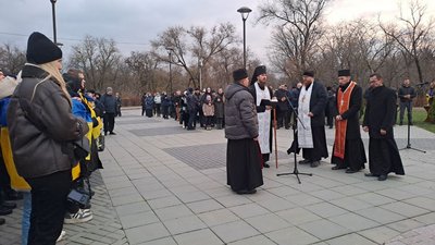 У Кропивницькому провели панахиду у пам’ять про жертв Голодоморів У Кропивницькому провели панахиду у пам’ять про жертв Голодоморів