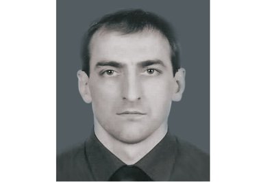 Володимир Чаплінський загинув 20 лютого 2014 року під час стрілянини по мітингувальниках по вулиці Інститутська у Києві Володимир Чаплінський загинув 20 лютого 2014 року під час стрілянини по мітингувальниках по вулиці Інститутська у Києві