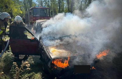 На Миколаївщині рятувальники деблокували водія та гасили пожежі На Миколаївщині рятувальники деблокували водія та гасили пожежі