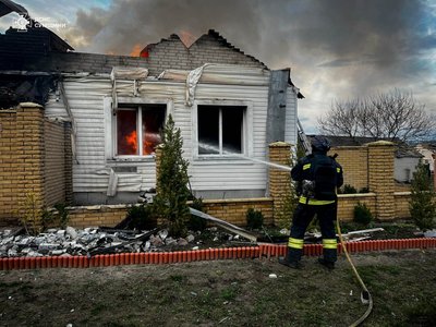 У Краснопільській громаді пошкоджені будинки через атаку РФ У Краснопільській громаді пошкоджені будинки через атаку РФ