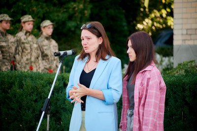 Дружина Валерія — Маріанна Ігорівна та донька Людмила Дружина Валерія — Маріанна Ігорівна та донька Людмила