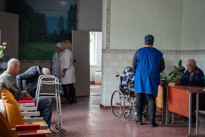 “Це дорослі діти, які хочуть уваги”: як Атинський чоловічий психоневрологічний інтернат облаштовується на Роменщині “Це дорослі діти, які хочуть уваги”: як Атинський чоловічий психоневрологічний інтернат облаштовується на Роменщині