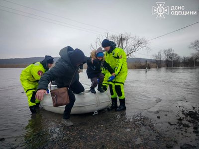 На Березівщині рятувальники ліквідовують наслідки підтоплень через підняття рівня Тилігулу На Березівщині рятувальники ліквідовують наслідки підтоплень через підняття рівня Тилігулу