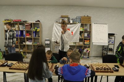 В укритті в Охтирці відбулись дитячі шахові змагання В укритті в Охтирці відбулись дитячі шахові змагання