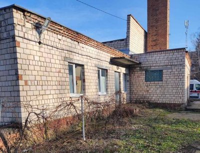 У приміщенні поліклініки на Буковині роблять ритуальну залу У приміщенні поліклініки на Буковині роблять ритуальну залу
