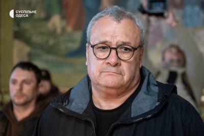 "Він десь поруч посміхається": в Одесі попрощалися з актором "Маски-шоу" Володимиром Комаровим