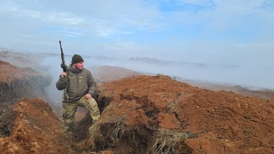 "У 2014 році я був у четвертому класі, малюнки в АТО малював". Інтерв'ю з Куком, який став командиром у 19 років "У 2014 році я був у четвертому класі, малюнки в АТО малював". Інтерв'ю з Куком, який став командиром у 19 років