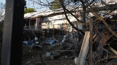 Як працюють поштарі "Укрпошти" на прикордонні Сумщини Як працюють поштарі "Укрпошти" на прикордонні Сумщини