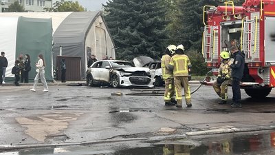 автівки горіли автівки горіли