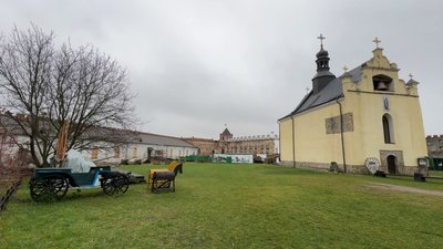 Екскурсії проводять без світла на Хмельниччині, грудень 2025 року Екскурсії проводять без світла на Хмельниччині, грудень 2025 року