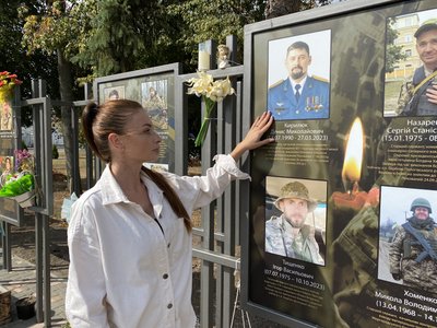 У Миргороді перейменували вулицю на честь льотчика-винищувача Дениса Кирилюка У Миргороді перейменували вулицю на честь льотчика-винищувача Дениса Кирилюка